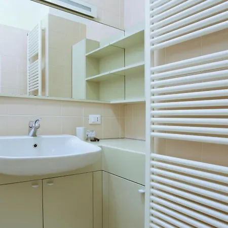 Regina Nuova 13 Laglio